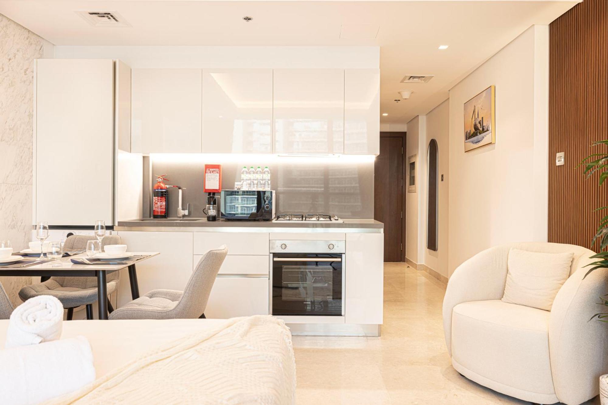 Apartment Outstanding New With 2 Double Beds,in Downtown Dubai