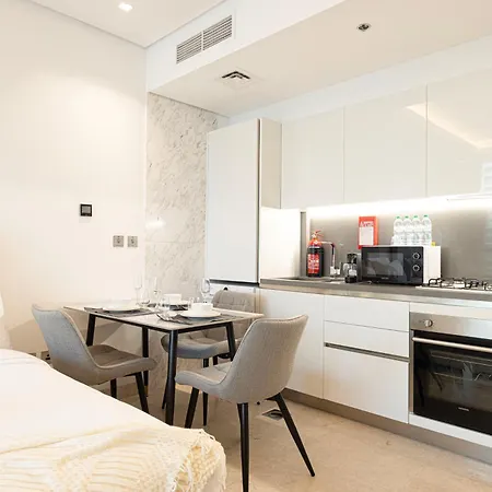 Outstanding New Studio With 2 Double Beds,In Downtown Dubai Exterior photo